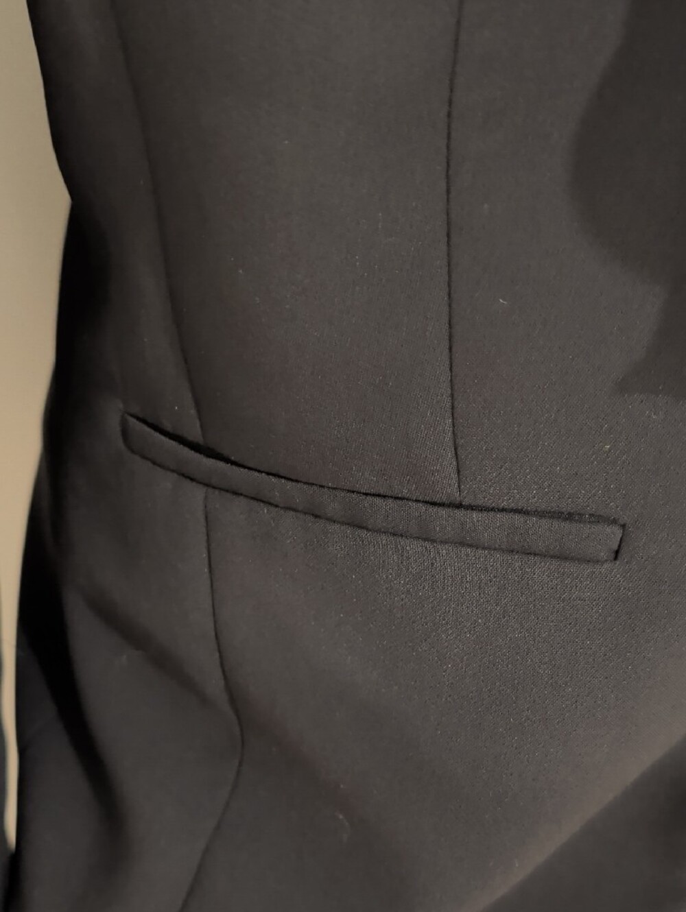 Talbots Size 2 PreOwned Black Ruffle-Trim Open Blazer With One Snap Closure - Picture 15 of 15